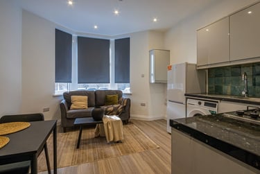 1 bed house, Colum Road, Cathays, Cardiff, CF103EL - Image 1